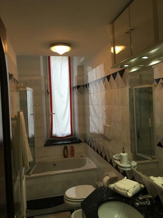 Finestra Su Genova Apartment Luaran gambar